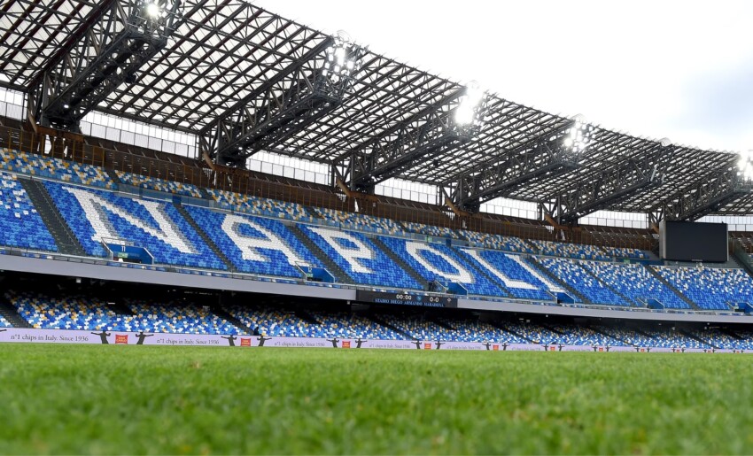 Divieto di visite allo Stadio Maradona: i tassisti protestano contro la  decisione del Comune